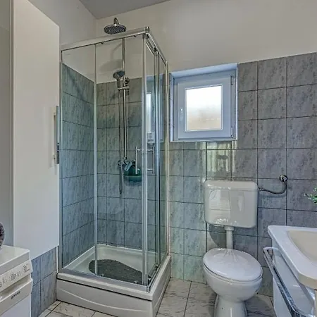 Σπίτι διακοπών Olive Haven, Family Pool Retreat Sveti Filip i Jakov